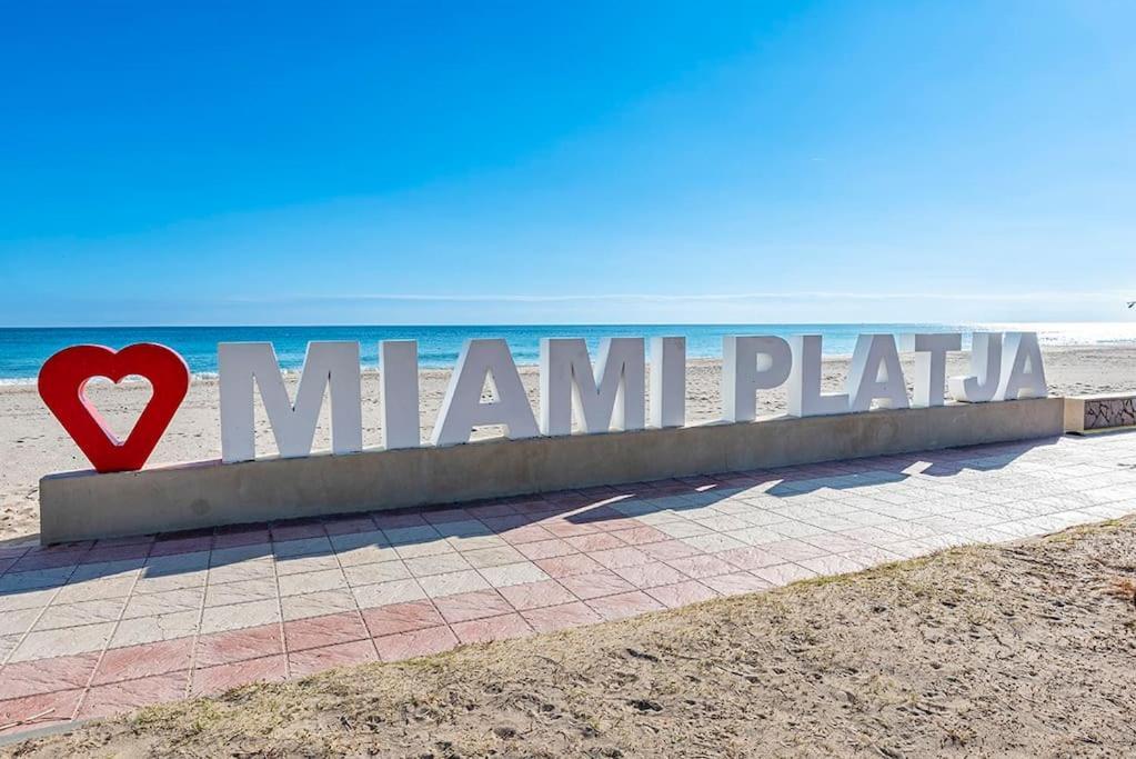 Luxury Casa Con Piscina, Wifi, 150M Dal Mare Apartment Miami Playa Bagian luar foto