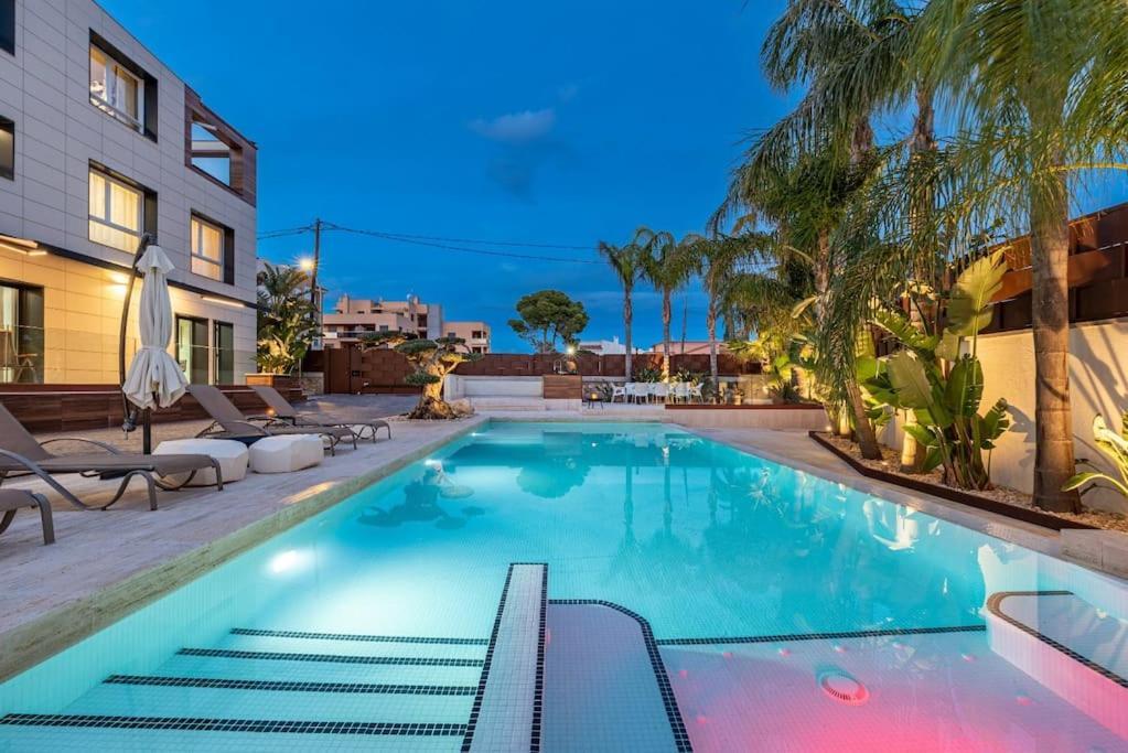 Luxury Casa Con Piscina, Wifi, 150M Dal Mare Apartment Miami Playa Bagian luar foto