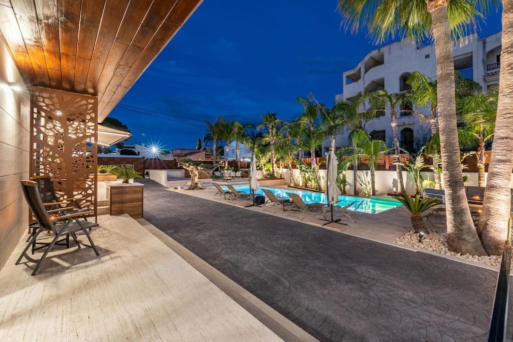 Luxury Casa Con Piscina, Wifi, 150M Dal Mare Apartment Miami Playa Bagian luar foto
