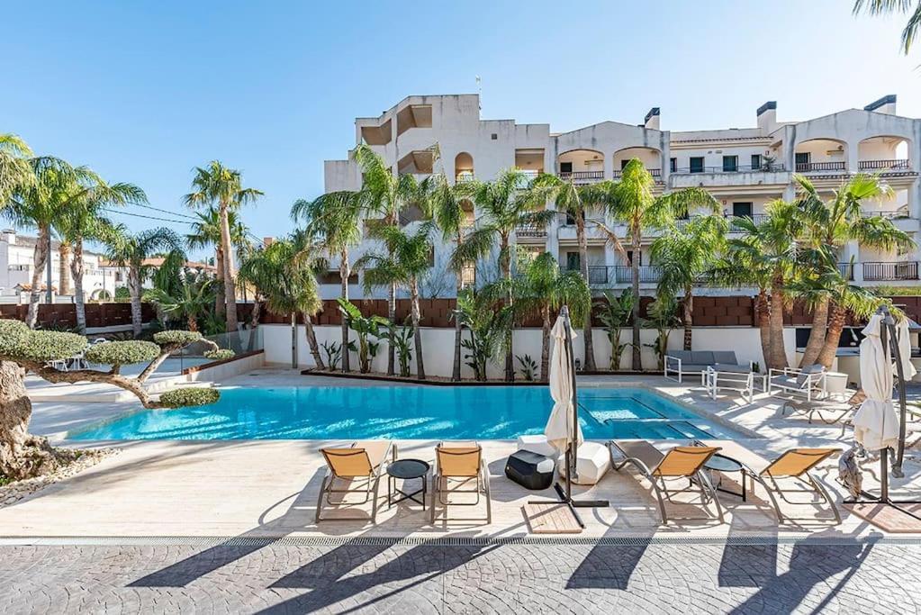 Luxury Casa Con Piscina, Wifi, 150M Dal Mare Apartment Miami Playa Bagian luar foto