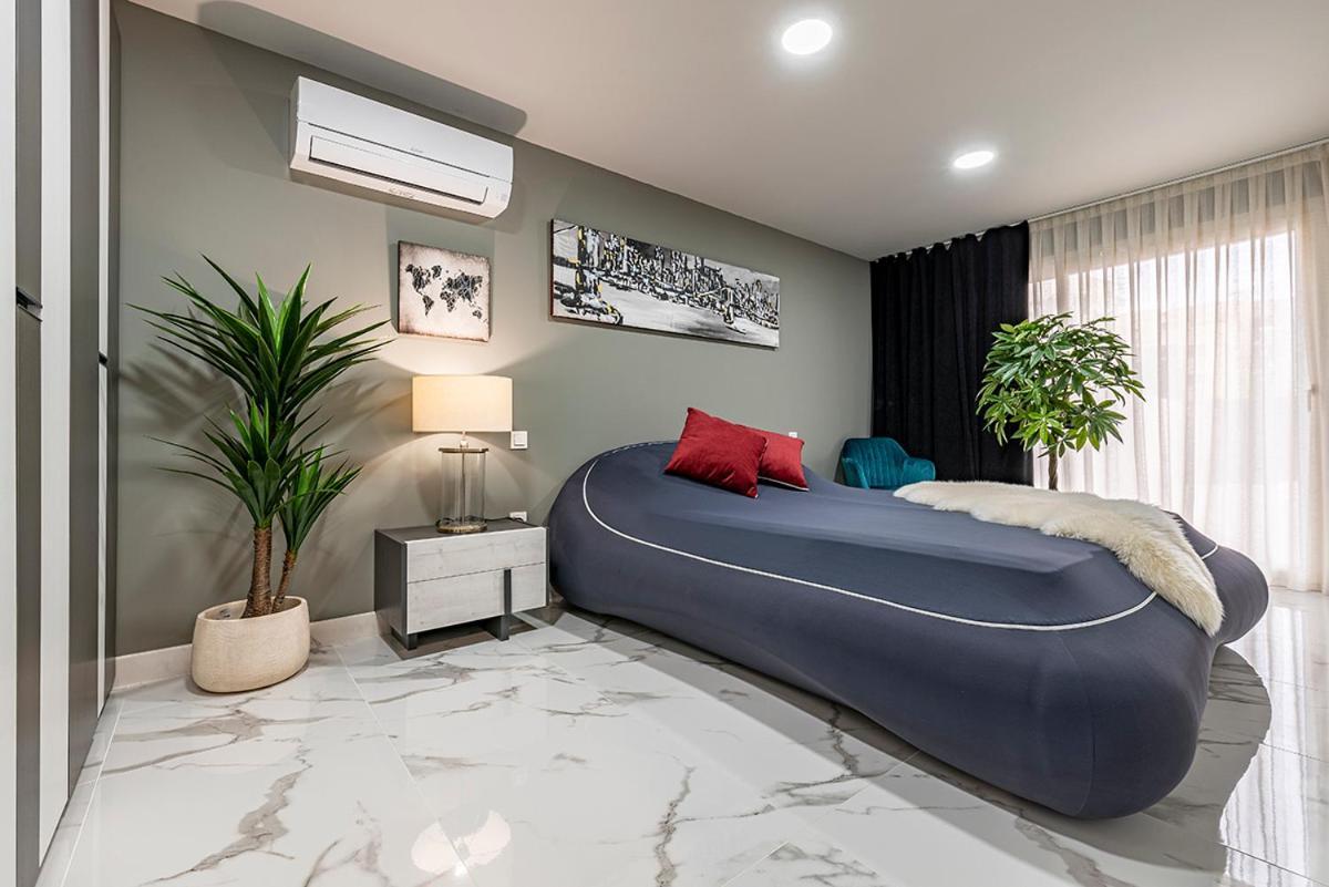 Luxury Casa Con Piscina, Wifi, 150M Dal Mare Apartment Miami Playa Bagian luar foto